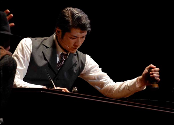 比較画像、吉川晃司は若い頃より劣化して老けた？